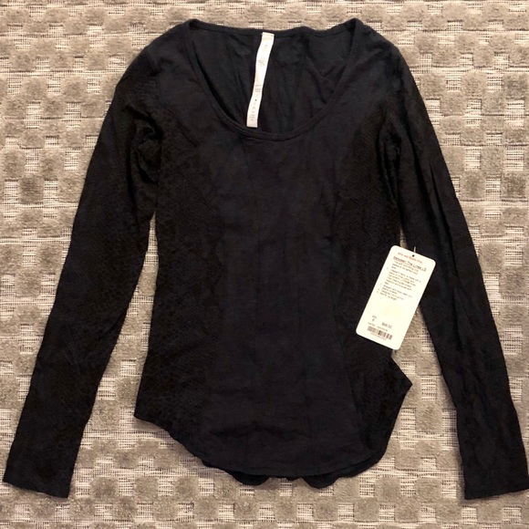 lululemon athletica Tops - Lululemon Between The Lines Long Sleeve